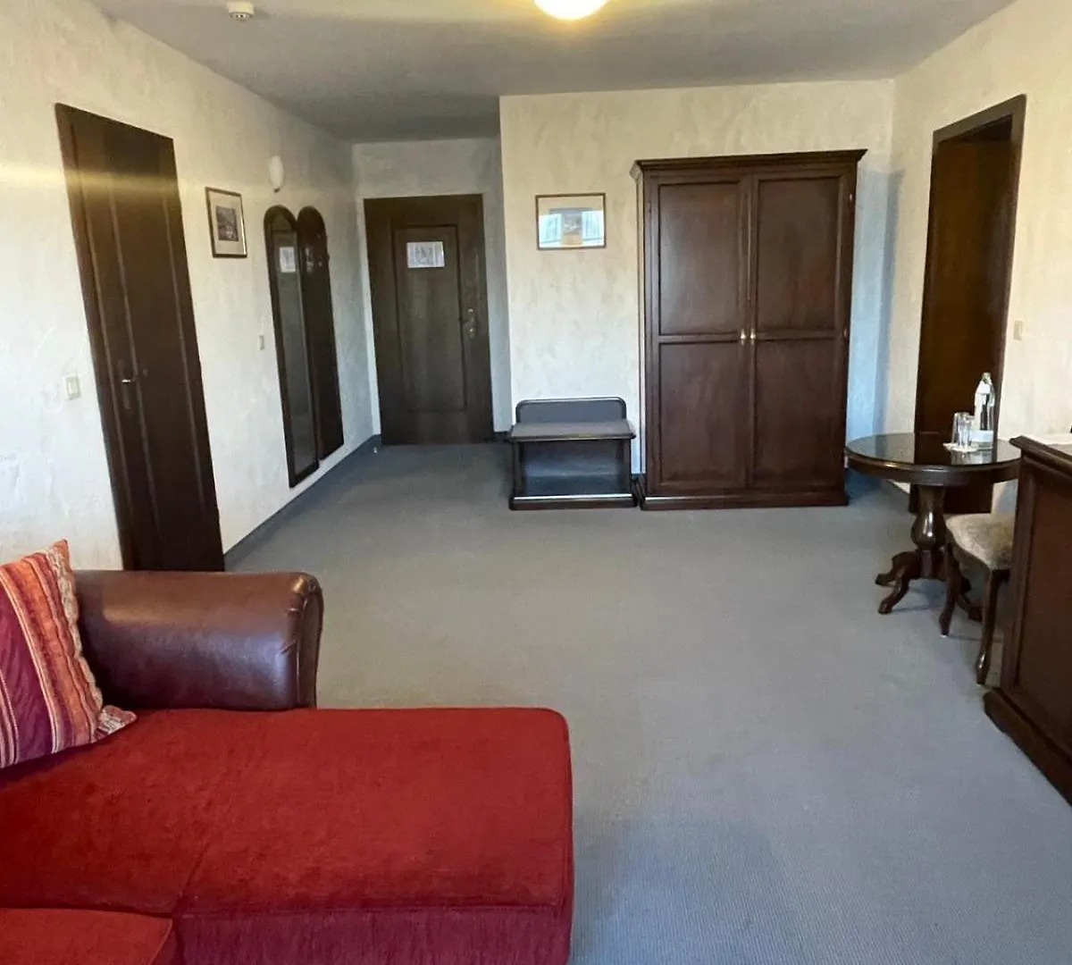 Hotel Batzenhaeusl Innsbruck 4*,  Austria