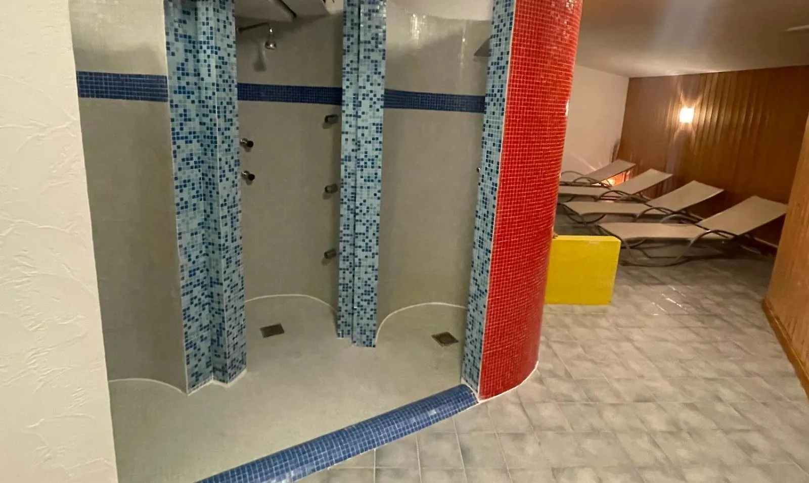 Hotel Batzenhaeusl Innsbruck 4*,